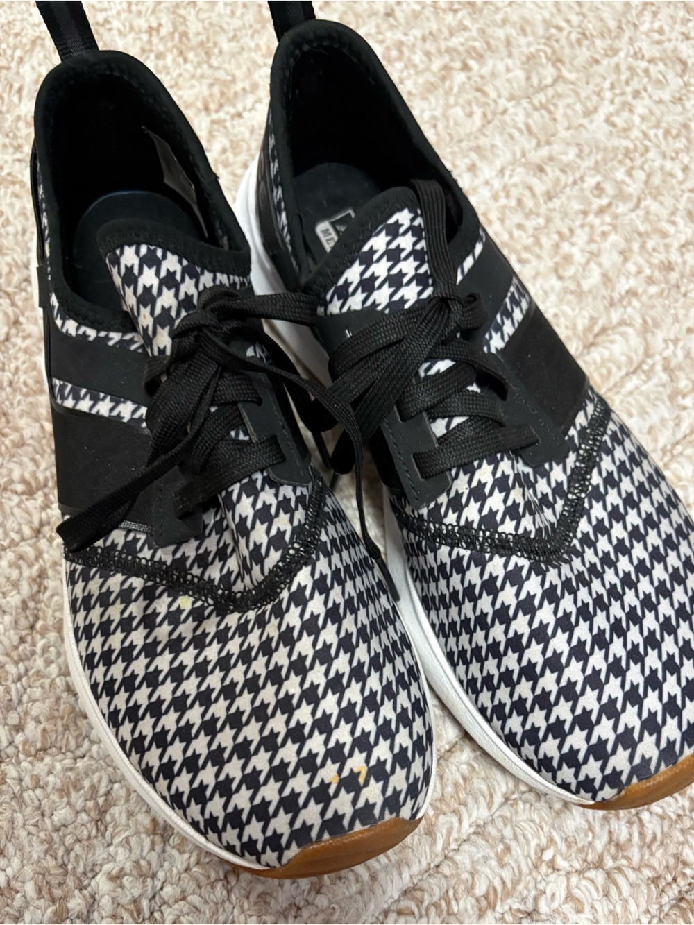 New Balance Women's Black and White Houndstooth Sneakers